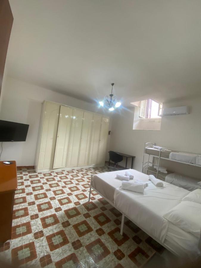 Вилла Casa Nonna Rusell Неаполь Экстерьер фото